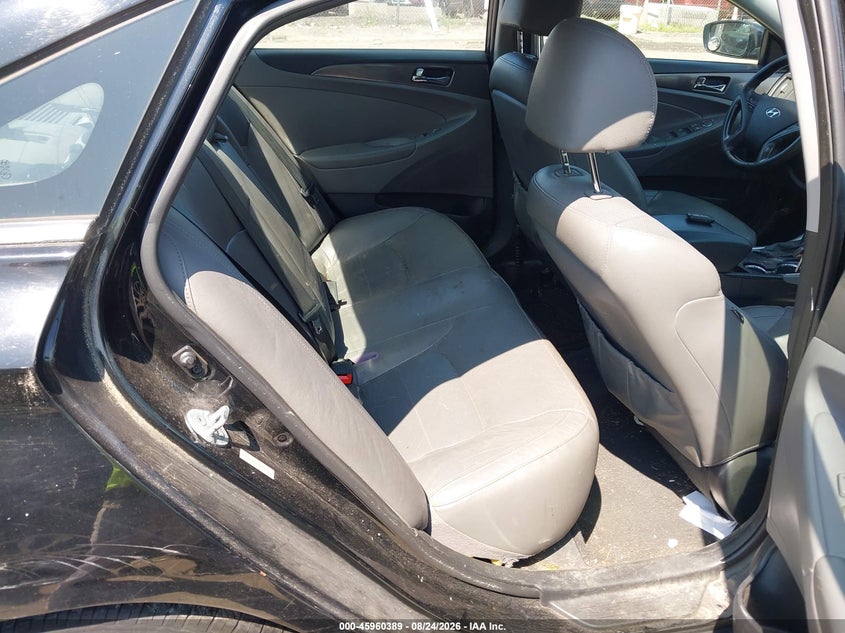 2012 HYUNDAI SONATA HYBRID auction photo 8