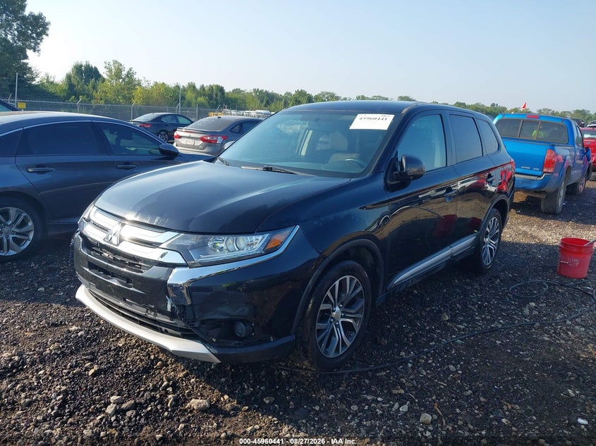 2017 Mitsubishi Outlander, Удар спереди, IAAI, VIN JA4AD2A35HZ046020 — фото 2