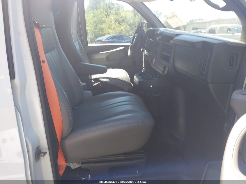 Vin: 1gcsgafx7e1169884, lot: 46459698, chevrolet express 1500 work van 2014 img_1