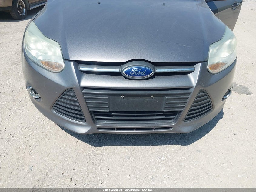 2014 FORD FOCUS auction photo 6