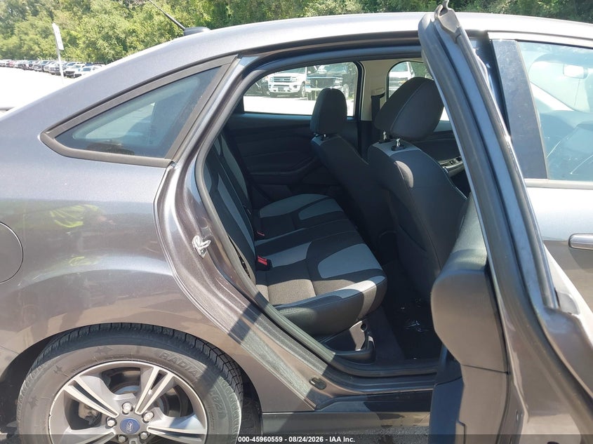 2014 FORD FOCUS auction photo 8