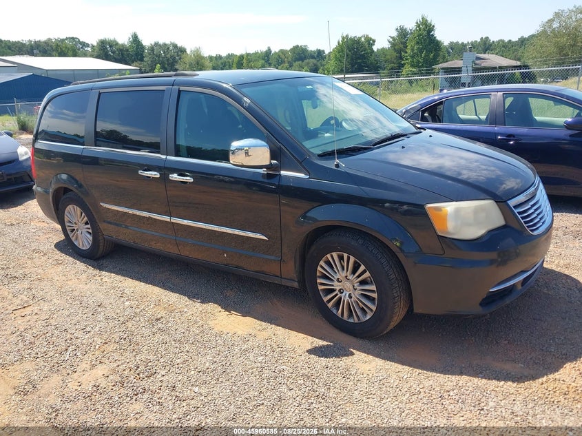 2012 CHRYSLER TOWN & COUNTRY auction photo 1
