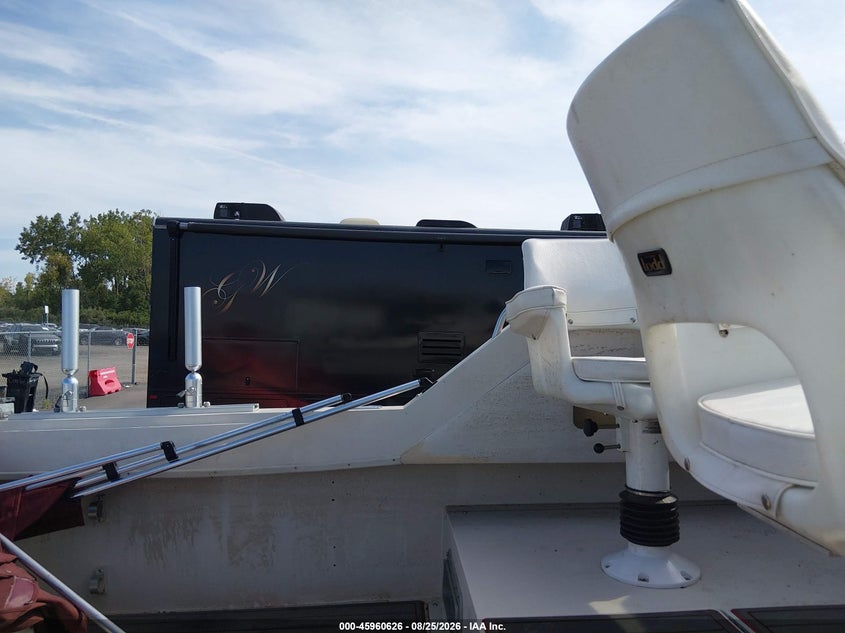 1991 WELLCRAFT 24' auction photo 5