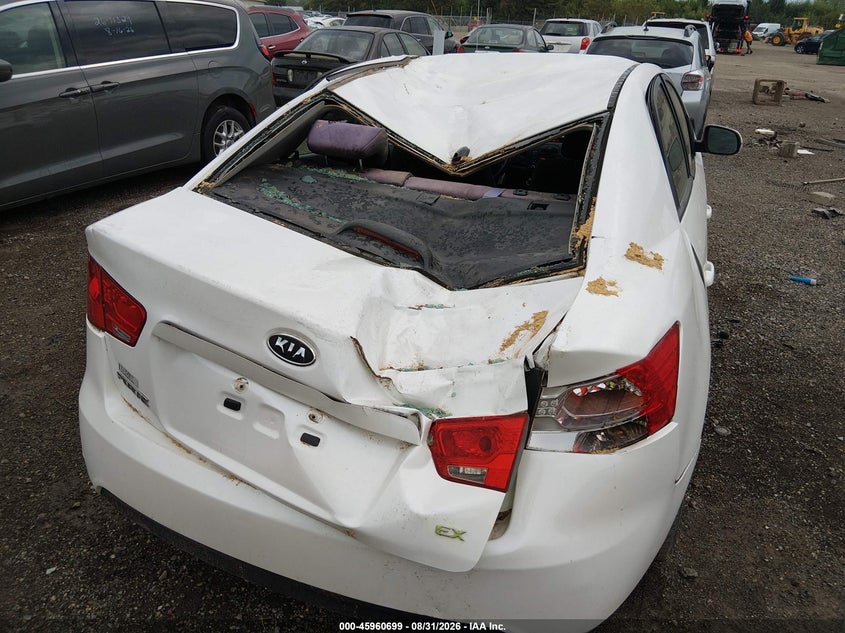 KIA FORTE 2012 VIN KNAFU4A27C5615574