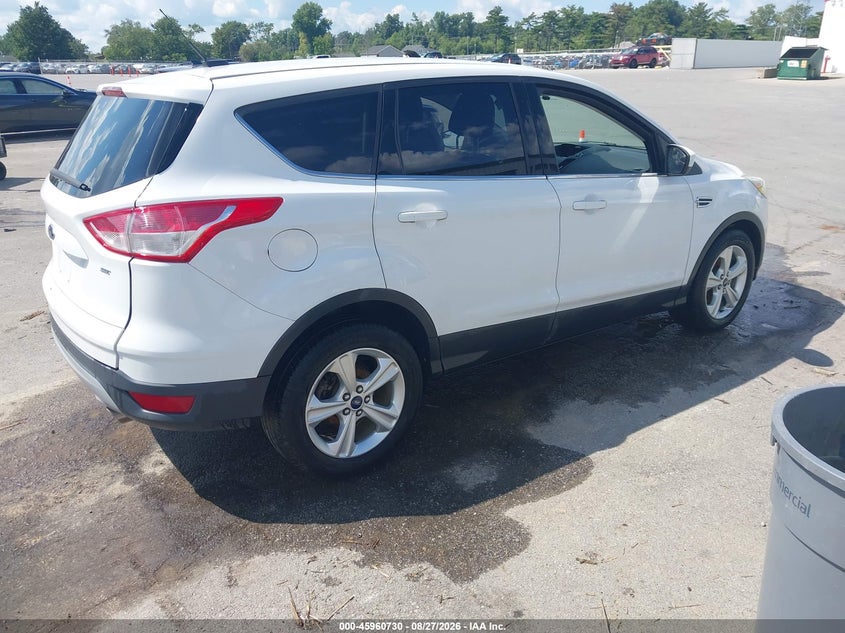 Vin: 1fmcu0g70fuc76633, lot: 46459949, ford escape se 20154
