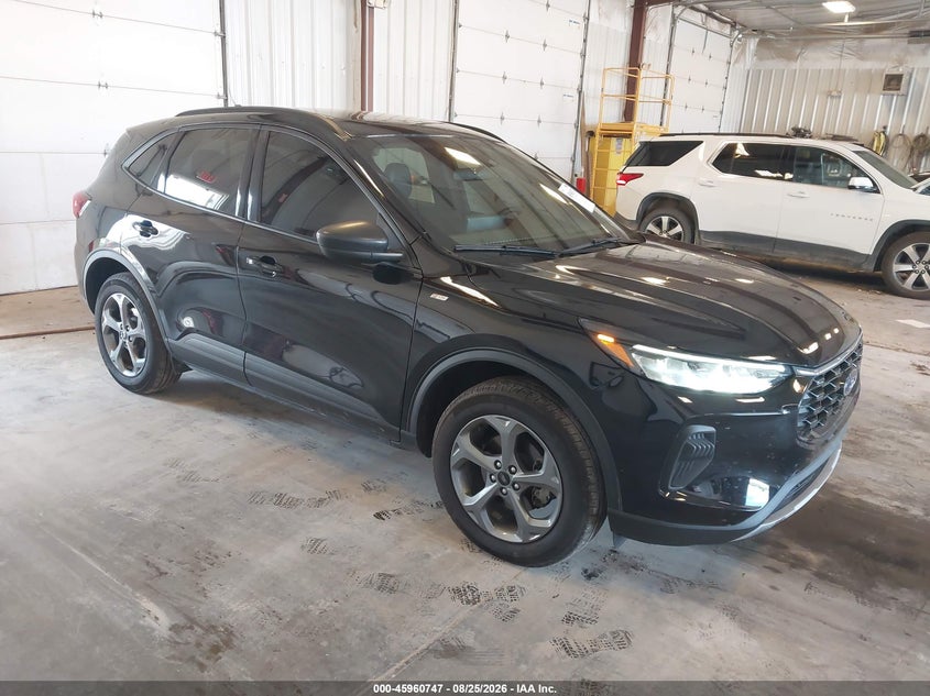 2025 FORD ESCAPE auction photo 1