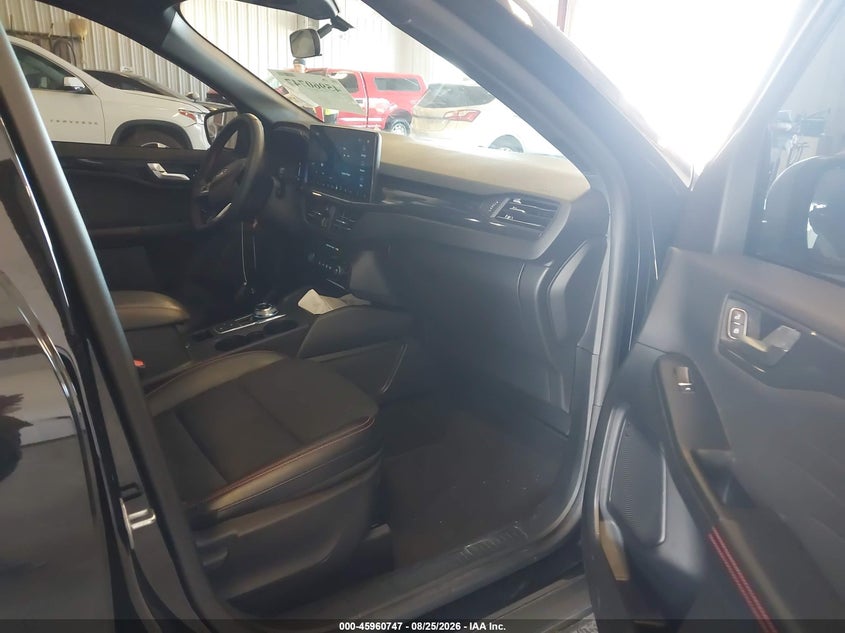2025 FORD ESCAPE auction photo 5