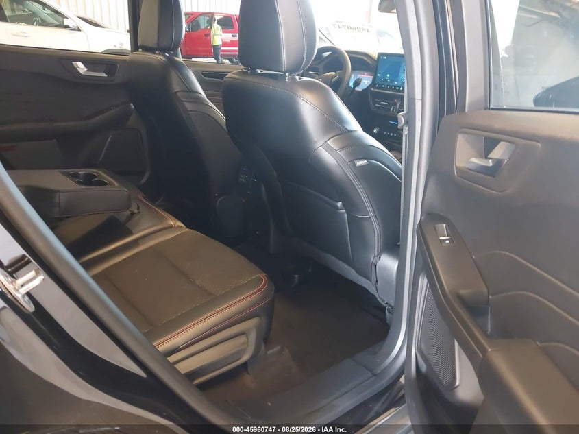 2025 FORD ESCAPE auction photo 8