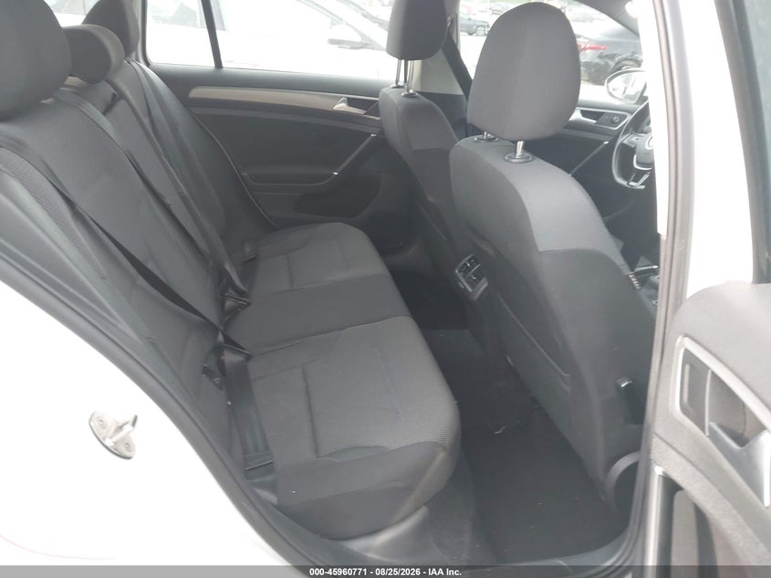 VOLKSWAGEN GOLF SPORTWAGEN 2017 VIN 3VWC17AU7HM540178