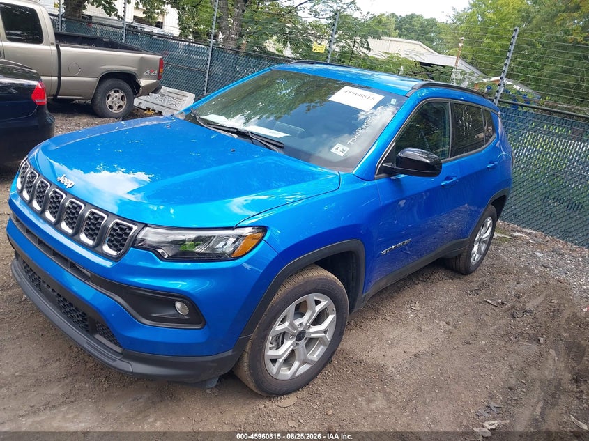 2025 Jeep Compass, Обычный износ, IAAI, VIN 3C4NJDBN2ST593885 — фото 2