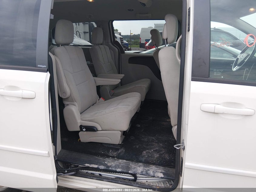 2013 DODGE GRAND CARAVAN auction photo 8