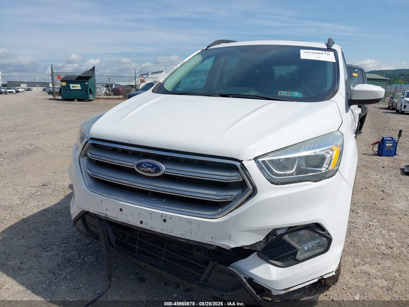 2017 FORD ESCAPE auction photo 6