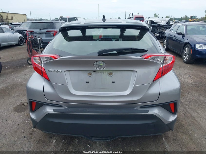 TOYOTA C-HR - zdjęcie 16