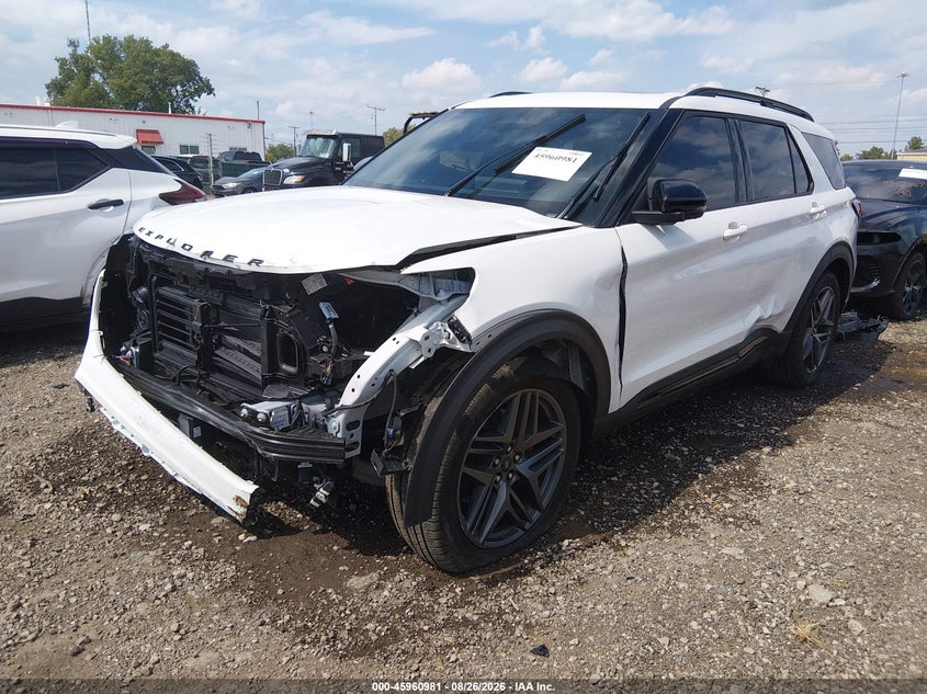 2025 Ford Explorer, Front End, IAAI, VIN 1FMWK8GC3SGD00950 — photo 2
