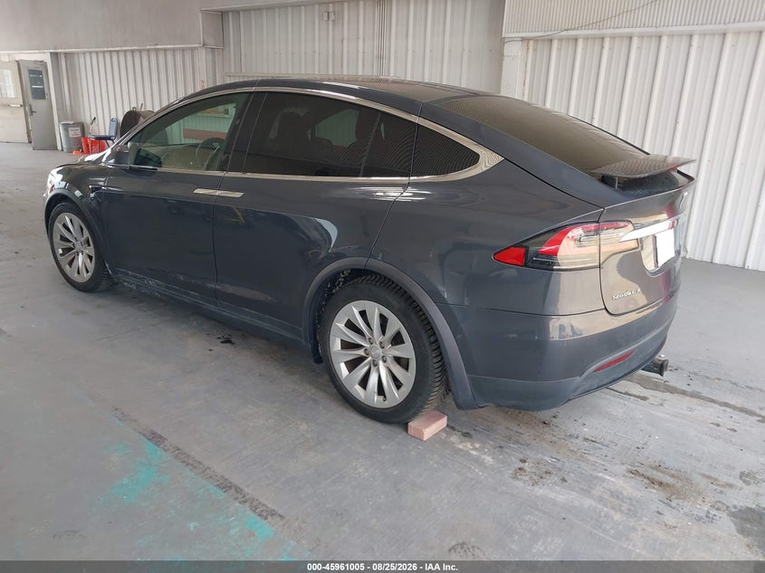 2017 TESLA MODEL X auction photo 3