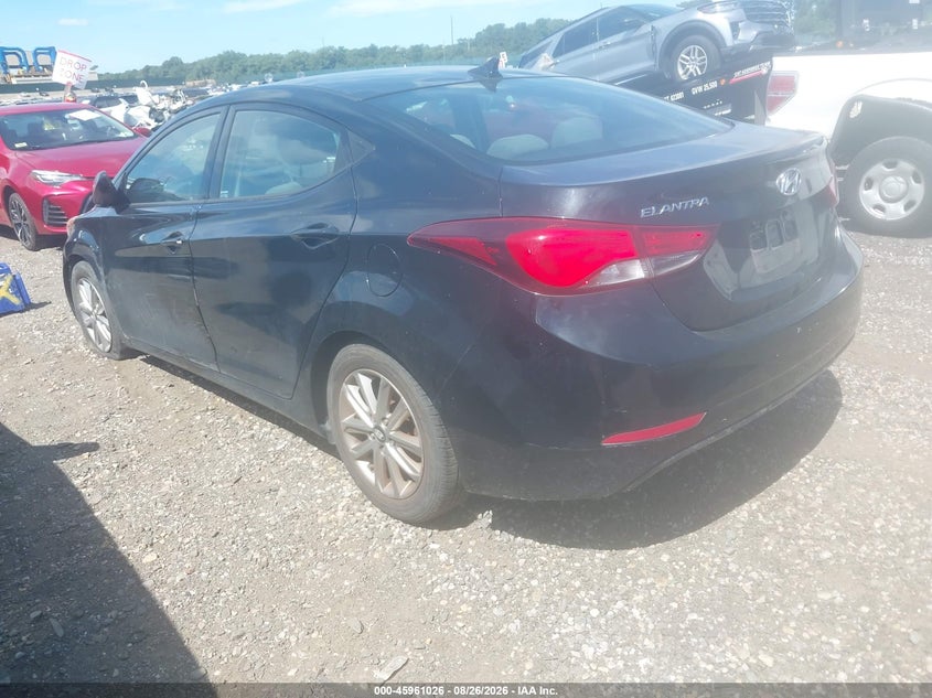 2015 HYUNDAI ELANTRA auction photo 3