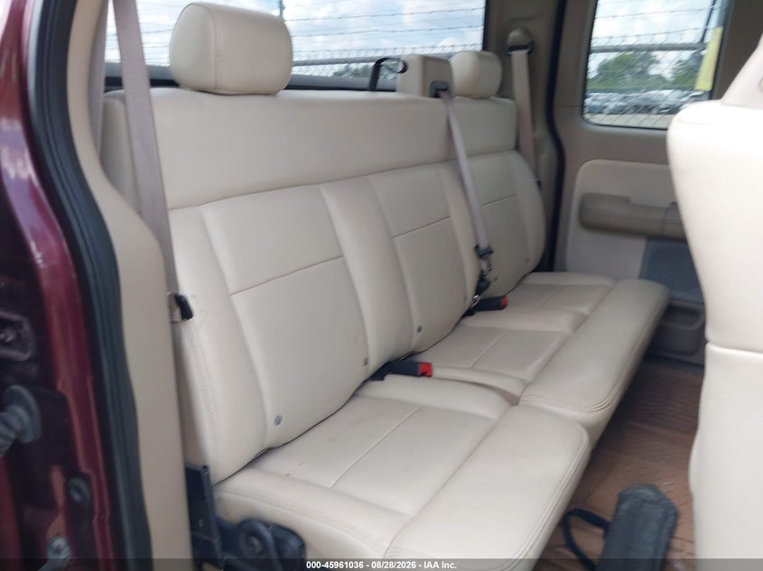 2004 FORD F-150 auction photo 8