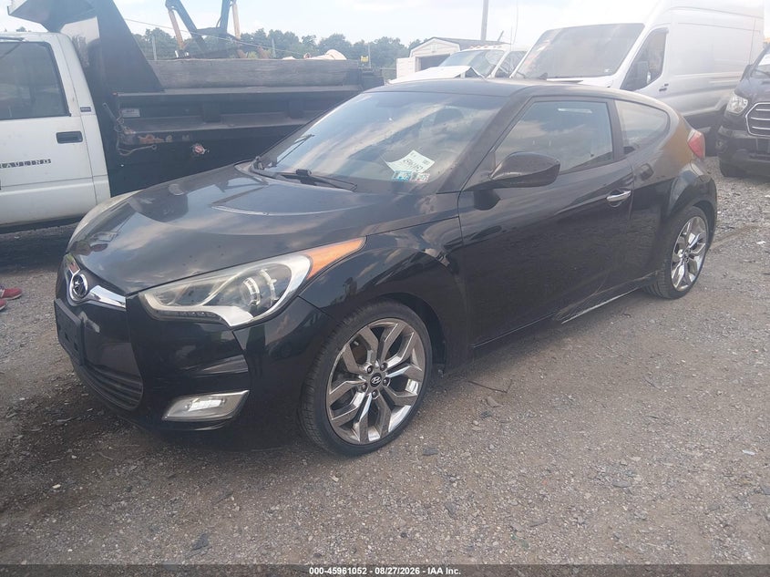 2015 HYUNDAI VELOSTER auction photo 2