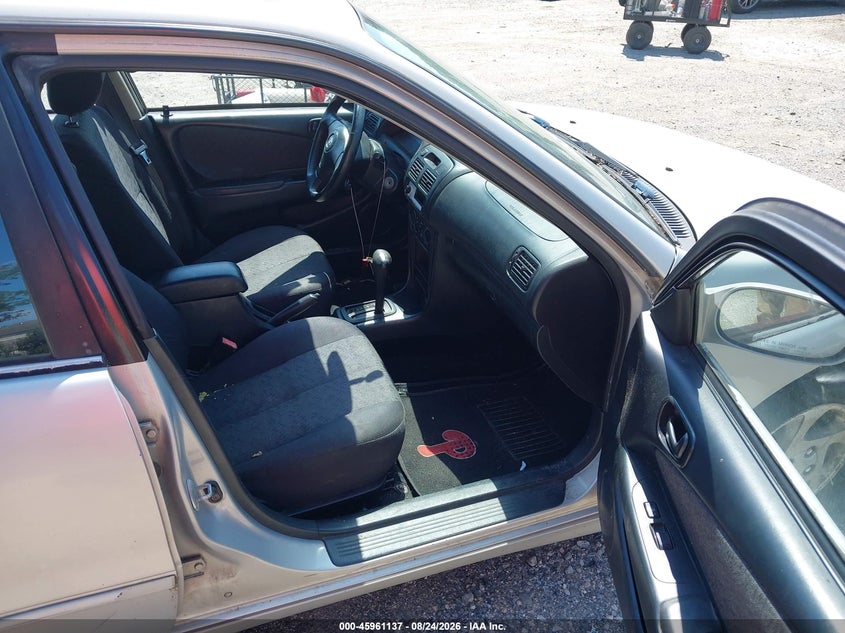 2002 TOYOTA COROLLA auction photo 5