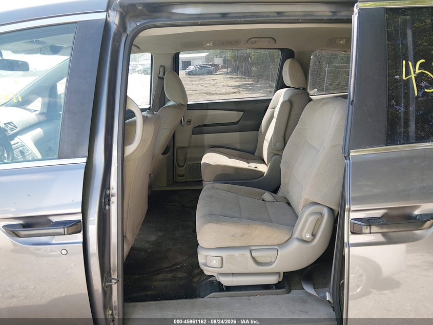 2016 HONDA ODYSSEY auction photo 8