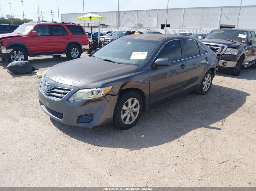 2011 Toyota Camry, Удар сзади, IAAI, VIN 4T4BF3EK1BR205567 — фото 2