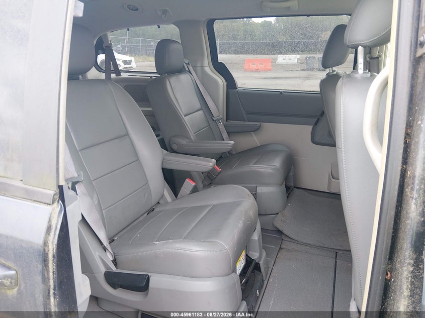 2008 DODGE GRAND CARAVAN auction photo 8