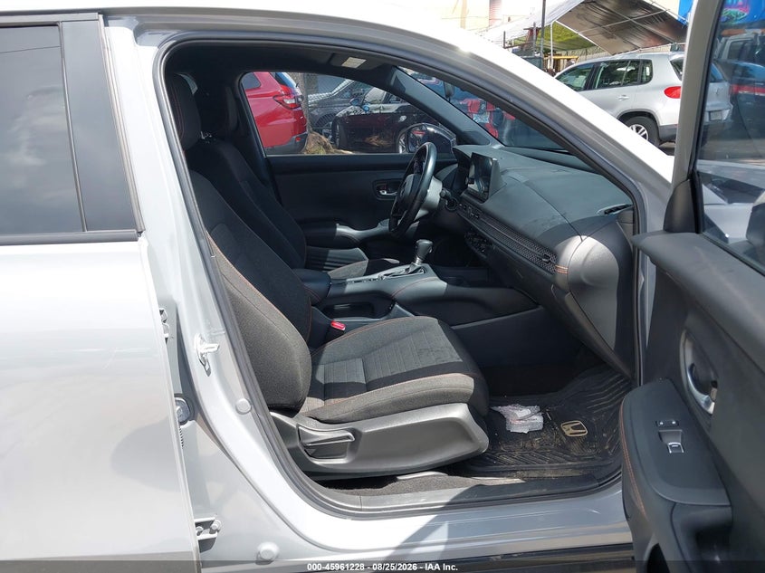 2025 HONDA HR-V auction photo 5