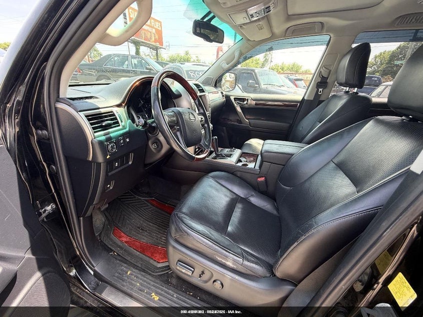 2011 LEXUS GX 460 auction photo 5