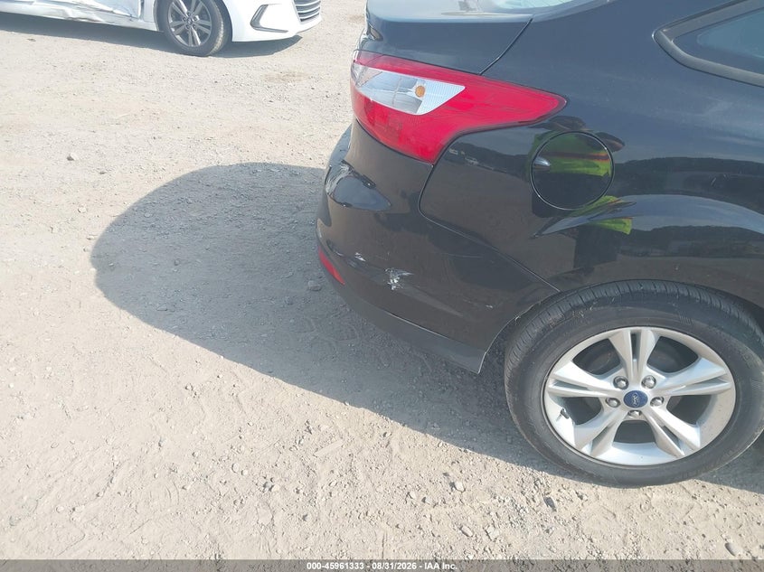 FORD FOCUS 2014 VIN 1FADP3F27EL404755