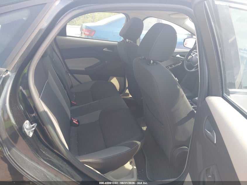 2014 FORD FOCUS auction photo 8