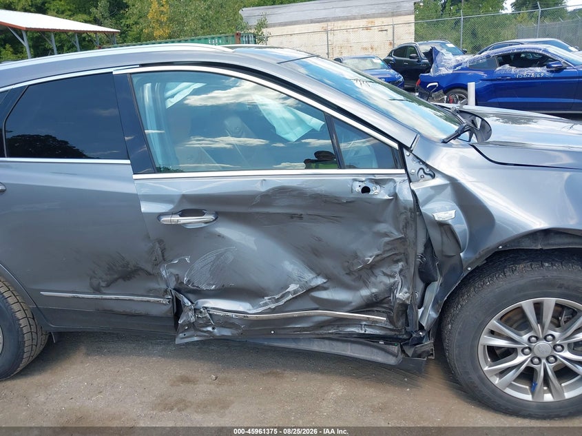 CADILLAC XT5 - zdjęcie 6