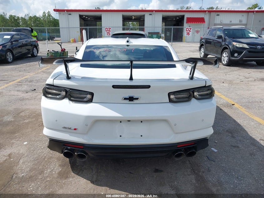 CHEVROLET CAMARO - zdjęcie 16