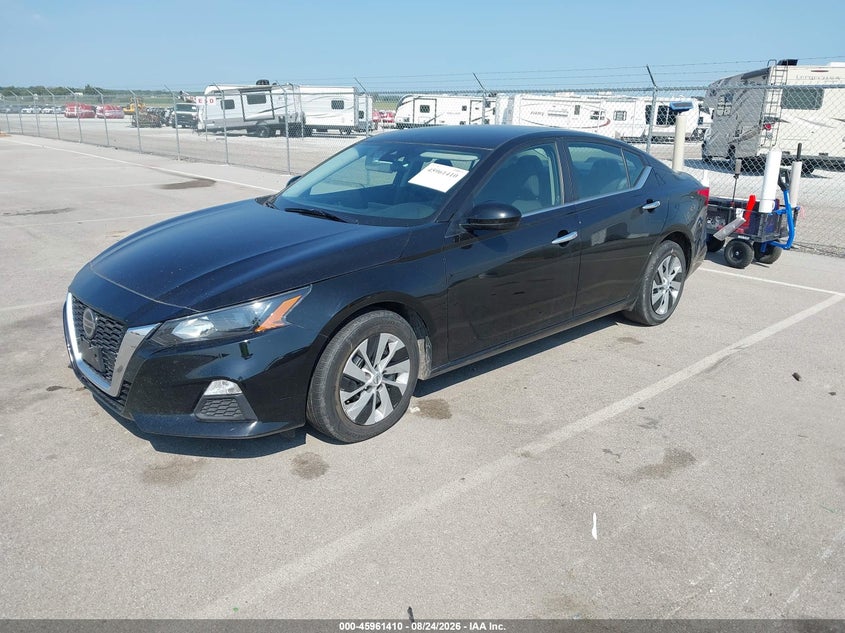 2022 NISSAN ALTIMA auction photo 2