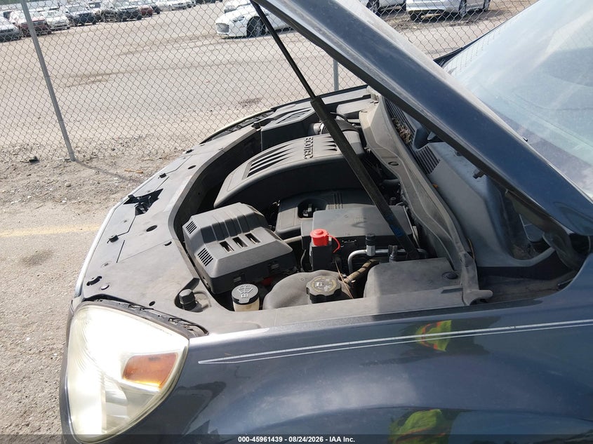 2011 CHEVROLET EQUINOX auction photo 6