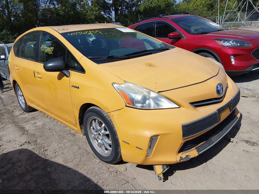 Vin: jtdzn3eu1e3304210, lot: 46460674, toyota prius v two 2014 img_1