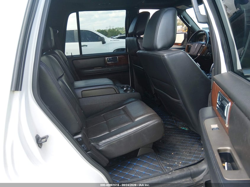 2011 LINCOLN NAVIGATOR auction photo 8