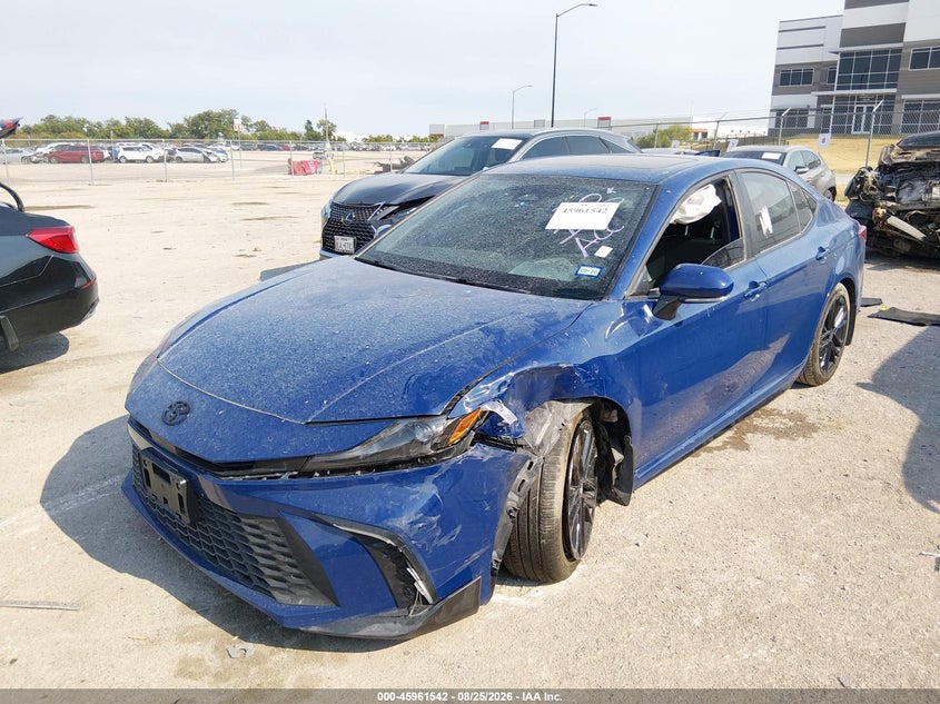 2025 Toyota Camry, Left Front, IAAI, VIN 4T1DAACK8SU059550 — photo 2