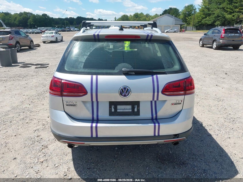 2017 VOLKSWAGEN GOLF ALLTRACK TSI S/TSI SE/TSI SEL · Photo 16