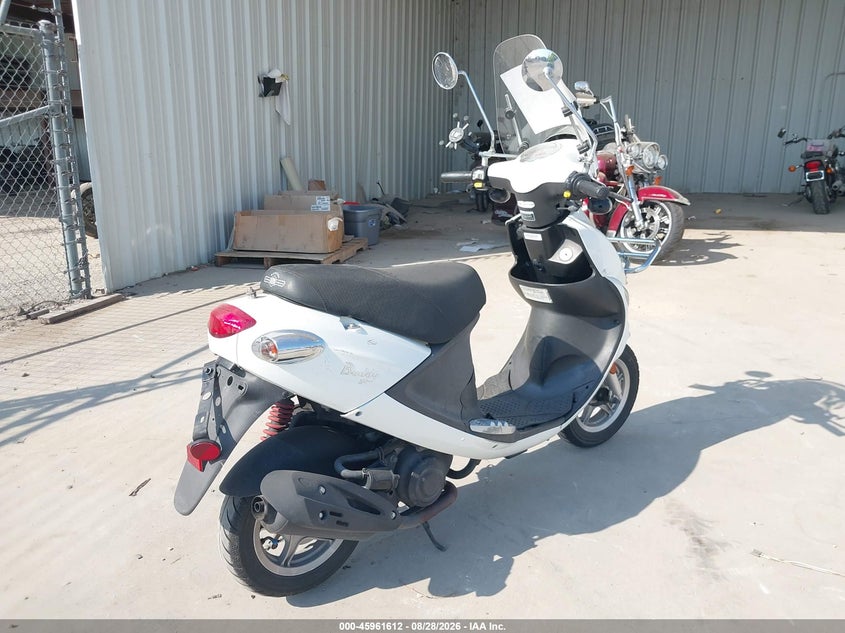 2023 GENUINE SCOOTER CO. BUDDY auction photo 4
