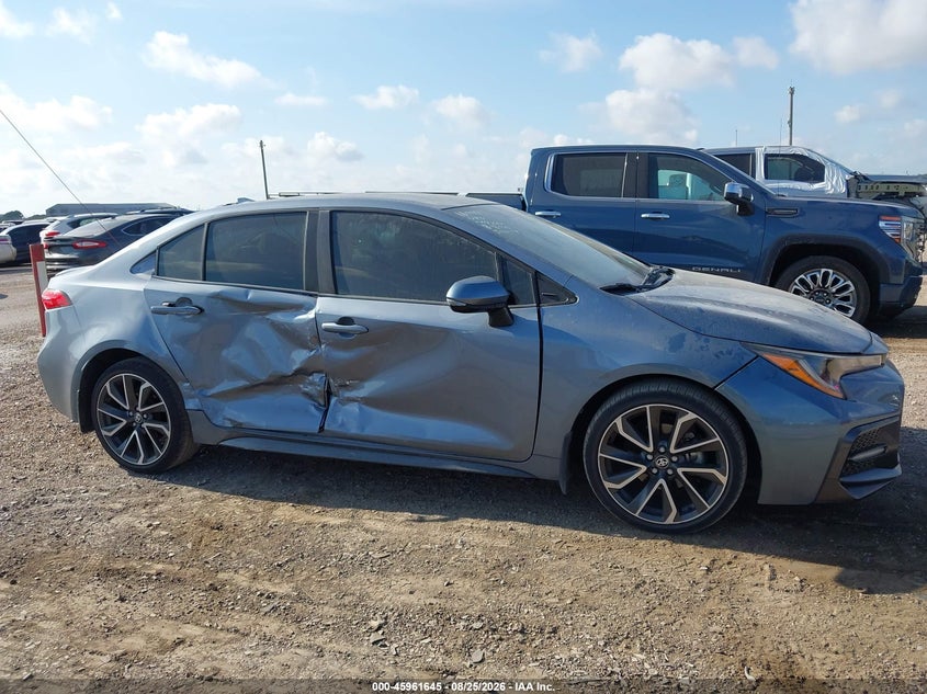 TOYOTA COROLLA - zdjęcie 13