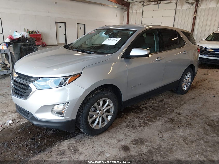 2019 Chevrolet Equinox, Right Front, IAAI, VIN 2GNAXKEV4K6301906 — photo 2