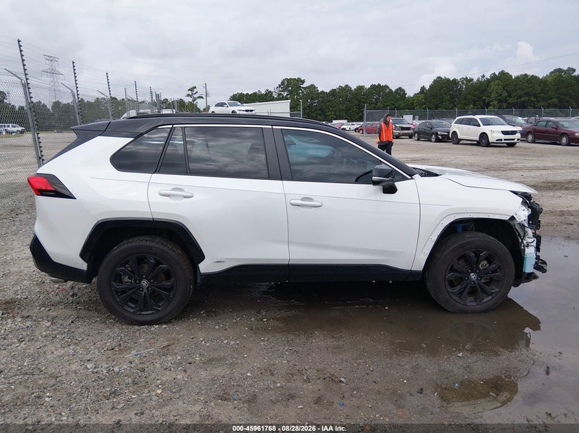TOYOTA RAV4 HYBRID - zdjęcie 13