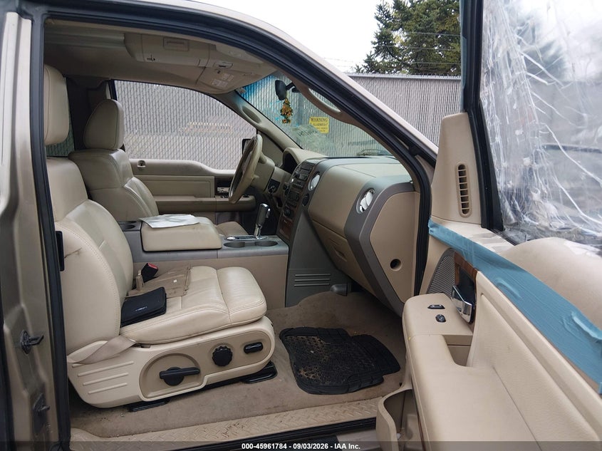 2004 FORD F-150 auction photo 5