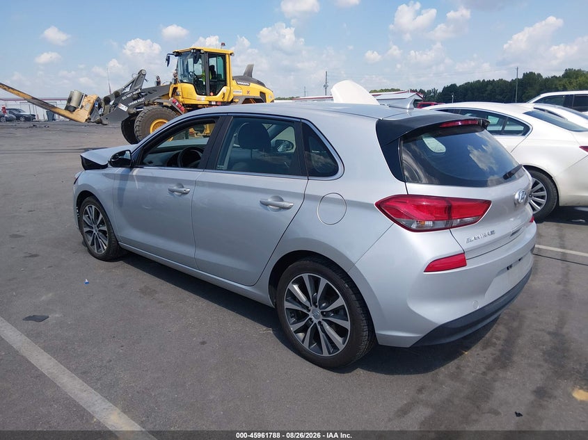 2019 HYUNDAI ELANTRA GT auction photo 3
