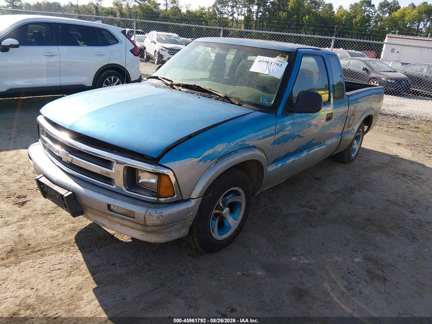 1997 Chevrolet S-10 Pickup, Звичайний знос, IAAI, VIN 1GCCS19X7V8170832 — фото 2