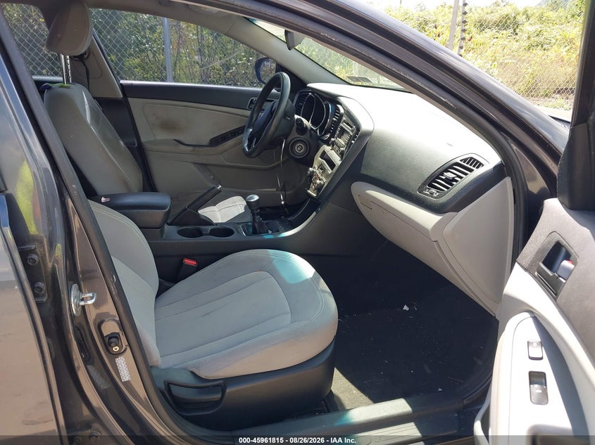 KIA OPTIMA 2011 VIN KNAGM4A73B5100196