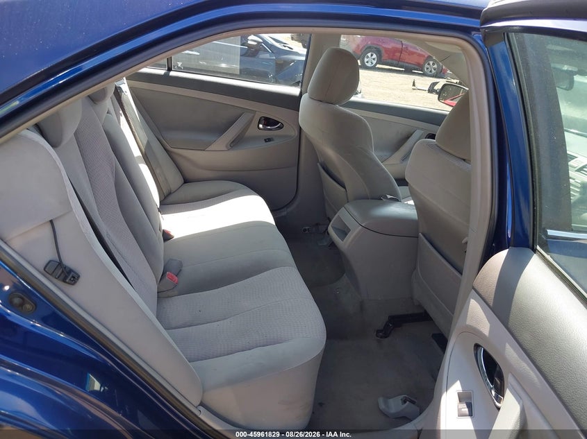 2011 TOYOTA CAMRY auction photo 8