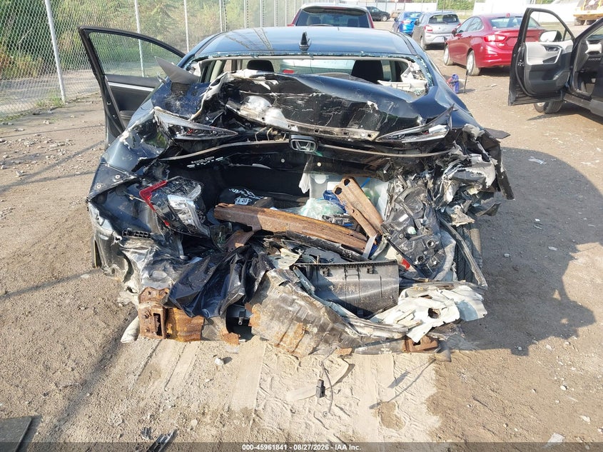 2016 HONDA CIVIC auction photo 6