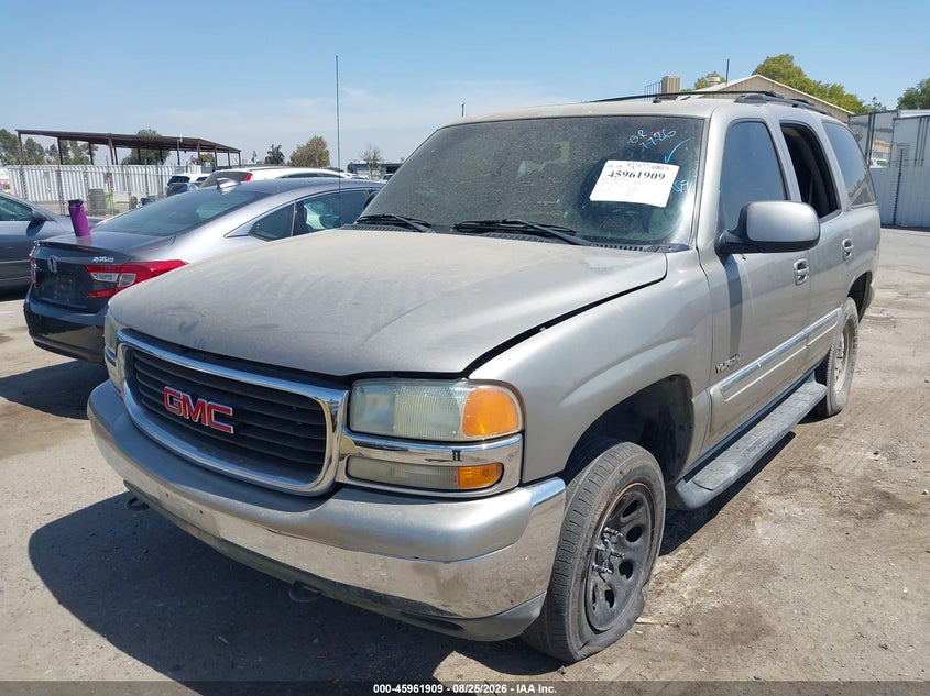 2002 GMC Yukon, Theft Recovery, IAAI, VIN 1GKEK13T02J224608 — photo 2