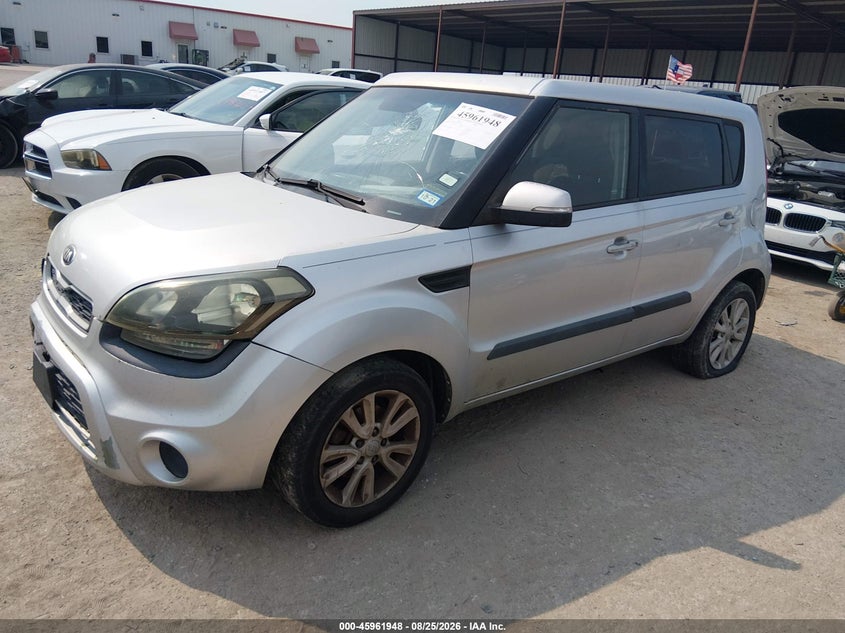 2013 Kia Soul, All Over, IAAI, VIN KNDJT2A66D7558748 — photo 2